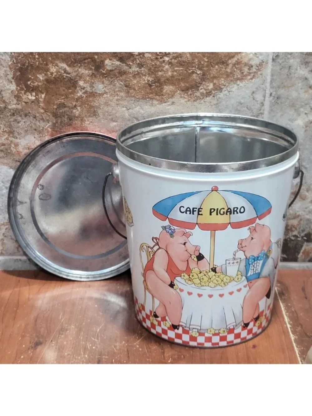 Vintage Cafe Pigaro Tin Popcorn Bucket Two Pigs Having Picnic